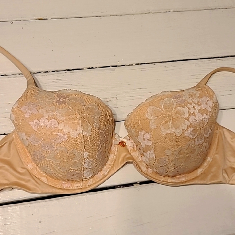34C Victoria's Secret Bras (used)